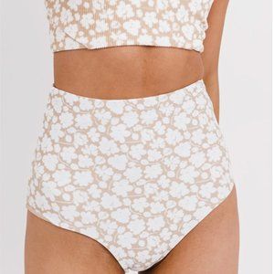 NWT Coral Reef Leisure Reversible Bottoms - Size Small